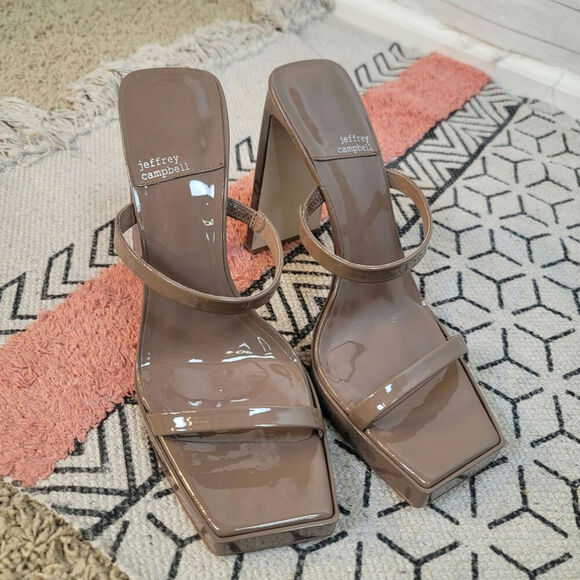 Jeffrey Campbell Hustler Platform Sandal in Taupe Patent, sz 10 - Picture 1 of 14